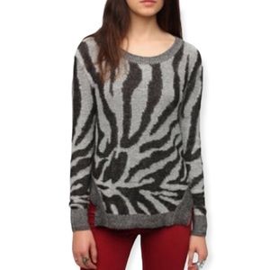 URBAN OUTFITTERS | Silence + Noise Zebra Print Pullover Sweater Large